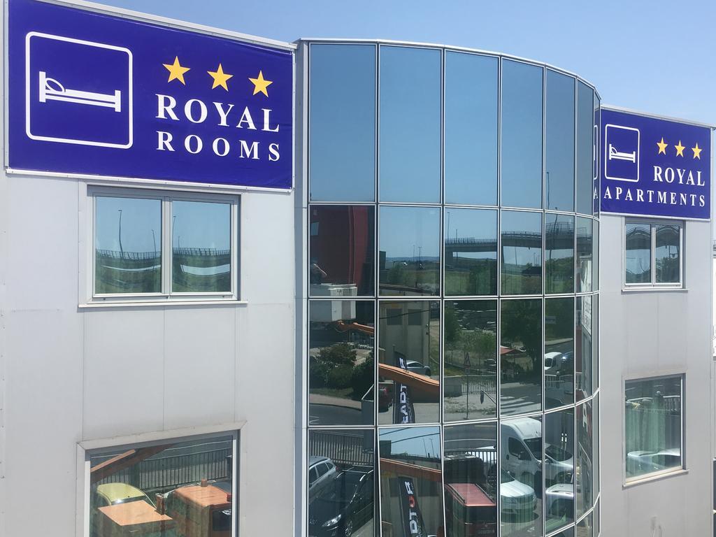 Royal Apartments & Rooms Zagreb Exterior foto